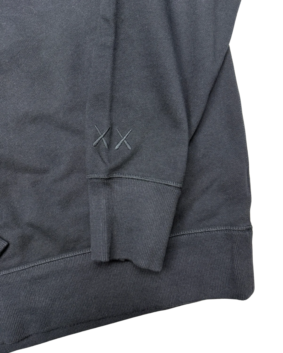 Uniqlo x Kaws x Peanuts - M