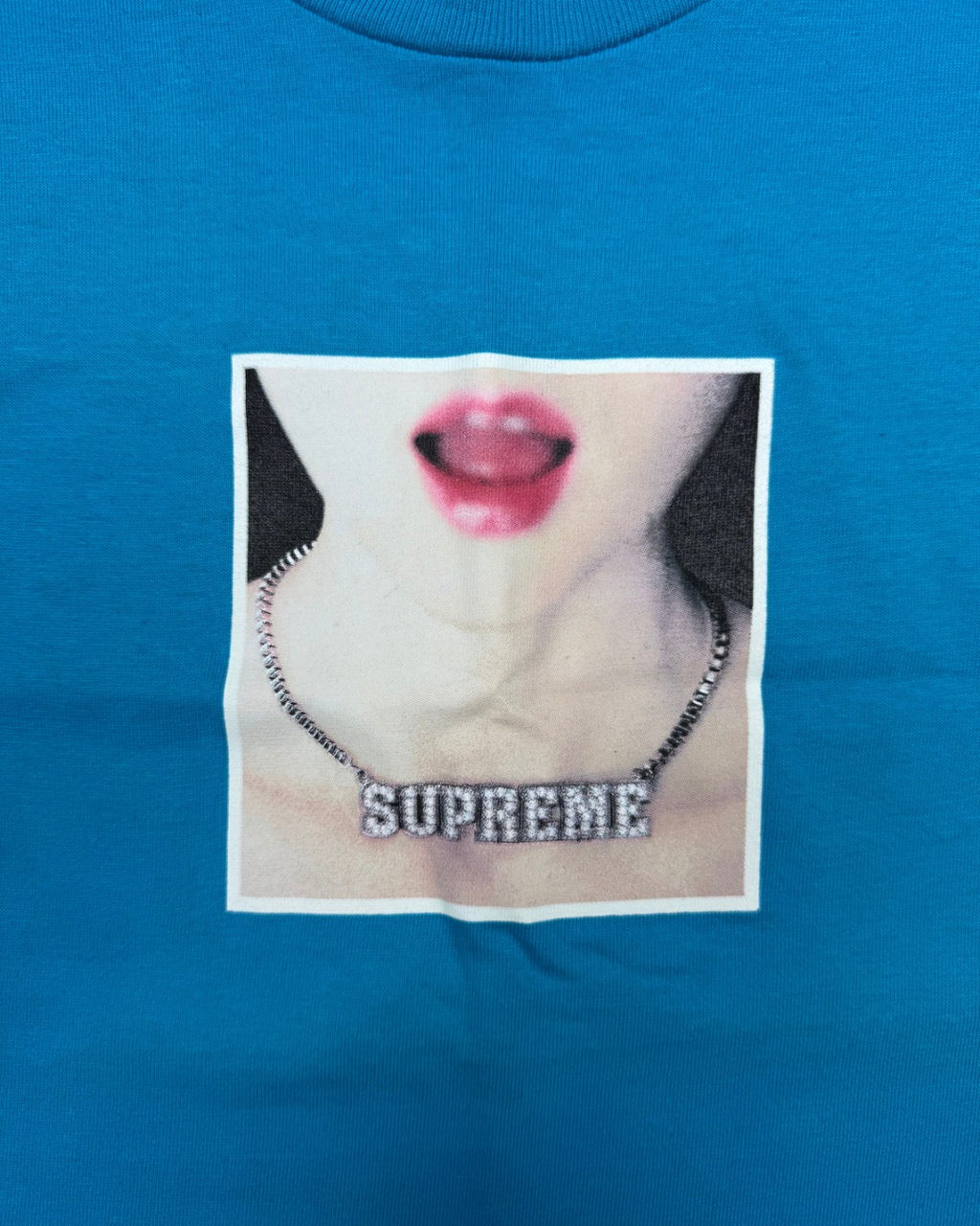 T-shirt Supreme Necklace - L